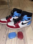 Jordan 1 Retro High Fearless UNC Chicago