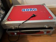 Technics 1210 MK ll i KORG  CASE 12.500:- PRO DJ spelare