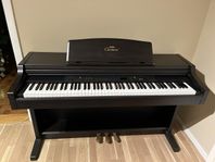 Yamaha Clavinova CLP-840