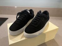 Axel Arigato platform sneaker strl 38 (7.5)