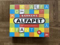 NYTT! Barnens alfapet - oöppnat - inplastat