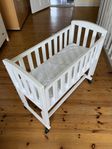 Babycrib och madrass