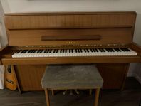 Yamaha Piano