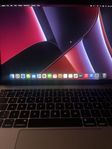 MacBook Pro 2017 silver