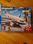 Playmobil 5261 & 5262 stora flygplanet och turister