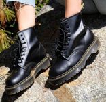 dr martens platform boots