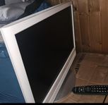 Liten vit tv ev till barnrum kök mm ej smart Grundig 22"