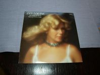 Ann Louise - You Ought To Write Yourself A Love Song (Vinyl)