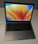 MacBook Pro 2017 i5 / 8GB / 256GB