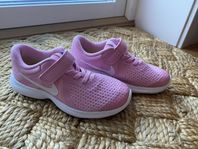 Rosa gympaskor i nyskick stl 29,5