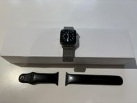 Apple Watch Series 4, 44 mm - GPS + Cell