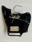 Fender Jaguar plektrumskydd med elektronik 