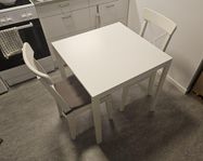 IKEA Melltorp bord + Ingolf stolar