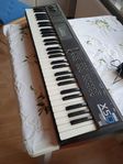 Korg X5D Synthesizer