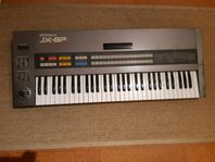 Roland JX8P Synth Och SansAmp PSA-1