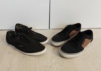 2 Par Svarta Sneakers - 44 - Båda för 350 kr