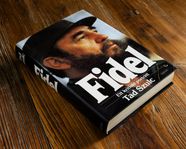 Fidel – Ett kritiskt porträtt – Tad Szulc – Castro