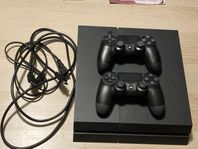 Playstation 4, 1 TB. 5 spel. Två handkontroller