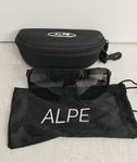 Oanvända Alpe Polarized Sportglasögon inkl original case