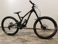 Commencal Supreme 4.2 DH 27,5" Stl M 2018