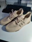 Adidas skor 44