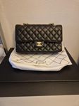 Chanel flap bag medium 