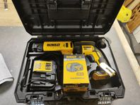 Dewalt Dcf 620 med ett oanvänt batteri och laddare