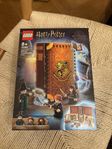 oöppnad Lego Harry Potter Hogwarts 76382 bok