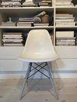 Eames RE Plastic Chair - DSW