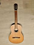 Klassisk gitarr Levin L42 satin med fordral