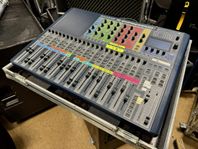 Soundcraft Si Expression 2 (inkl. madi-kort och case)