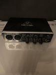 Behringer U-Phoria UMC202HD  USB Audio Interface