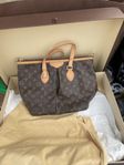 Nyskick Louis Vuitton Monogram Canvas Palermo GM axelväska