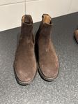 Church’s  Chelsea boots