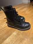 Dr Martens storlek 36