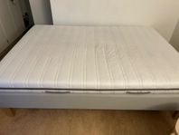 Selling BED