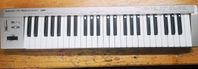 Roland ED PC-300 midi keyboard controller