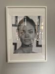 Rihanna print i ram