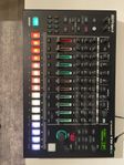 Roland TR 8S trummaskin 