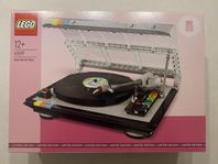 LEGO Retro Record Player 40699