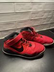 Basket-/fritidsskor Nike strl 40