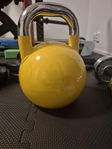 Skivstångset 20kg / Hantlar 7kg x2 / Kettlebell 8kg & 16kg