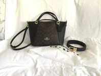 COACH  SIGNATURE CANVAS TOP ZIP CROSSBODY VÄSKA