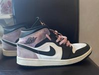 Nike Air Jordan 1 Mid 