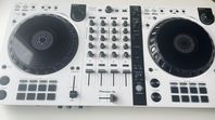 DJ Controller DDJ-FLX6 (vit) - i toppskick! 