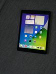 Ipad air 2. Ios 15.8 Wi-Fi +Plats för simkort 