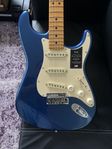 Fender AM Ultra strat MN Cobra Blue