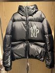 MONCLER VINTER JACKA 