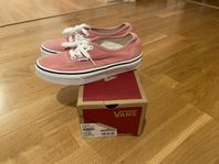 Vans Authentic Rosette/True white skor, storlek 35