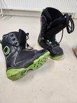 snowboard boots 34